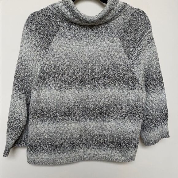 Ellen Tracy Black and White Tweed Cardigan Sweater Size Medium - Picture 10 of 11